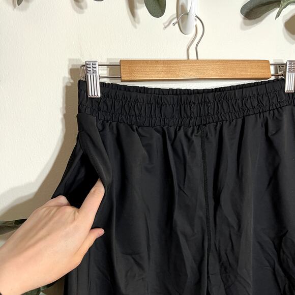 Zyia Black Joggers - Picture 3 of 6